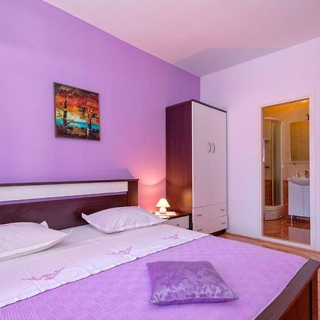 Apartments Ana Buratovic Стари Град Экстерьер фото