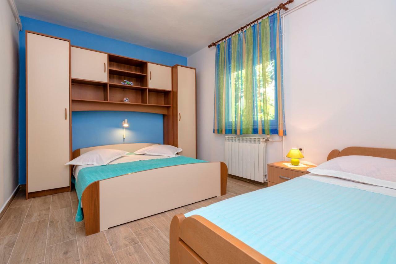 Apartments Ana Buratovic Стари Град Экстерьер фото